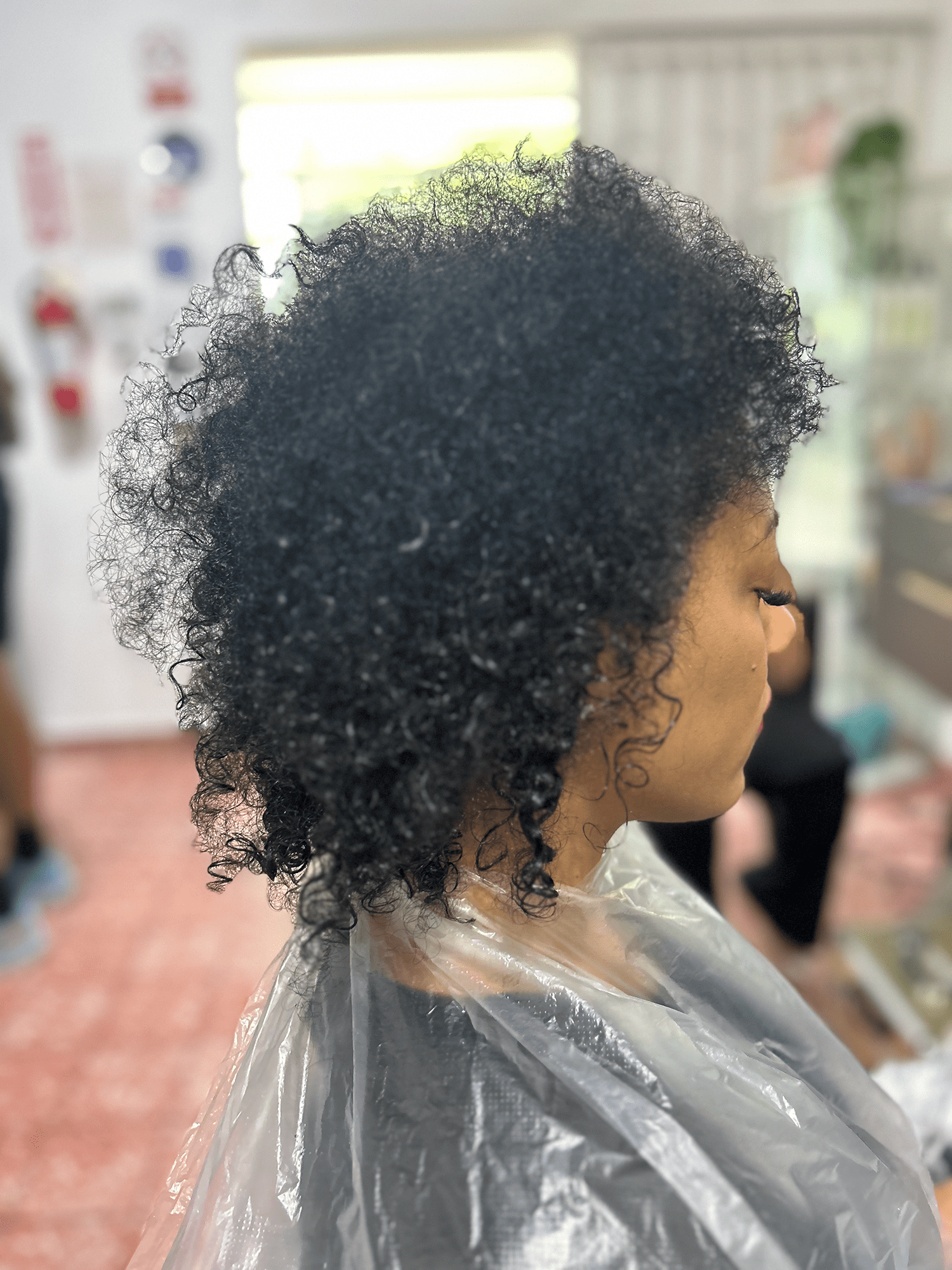 Antes del alisado de cabello en salón de belleza Puerto Rico